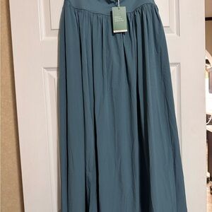 HALARA High Waisted Split 2-1 Maxi Skirt in Teal
